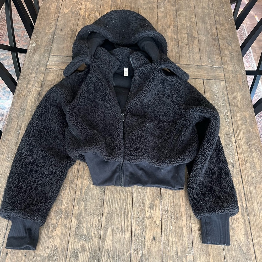 ALO Foxy Sherpa Jacket Small Black